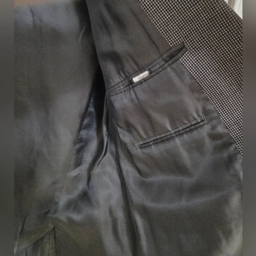 Calvin Klein Men's Nailhead Silk/Wool Blend Sport Coat